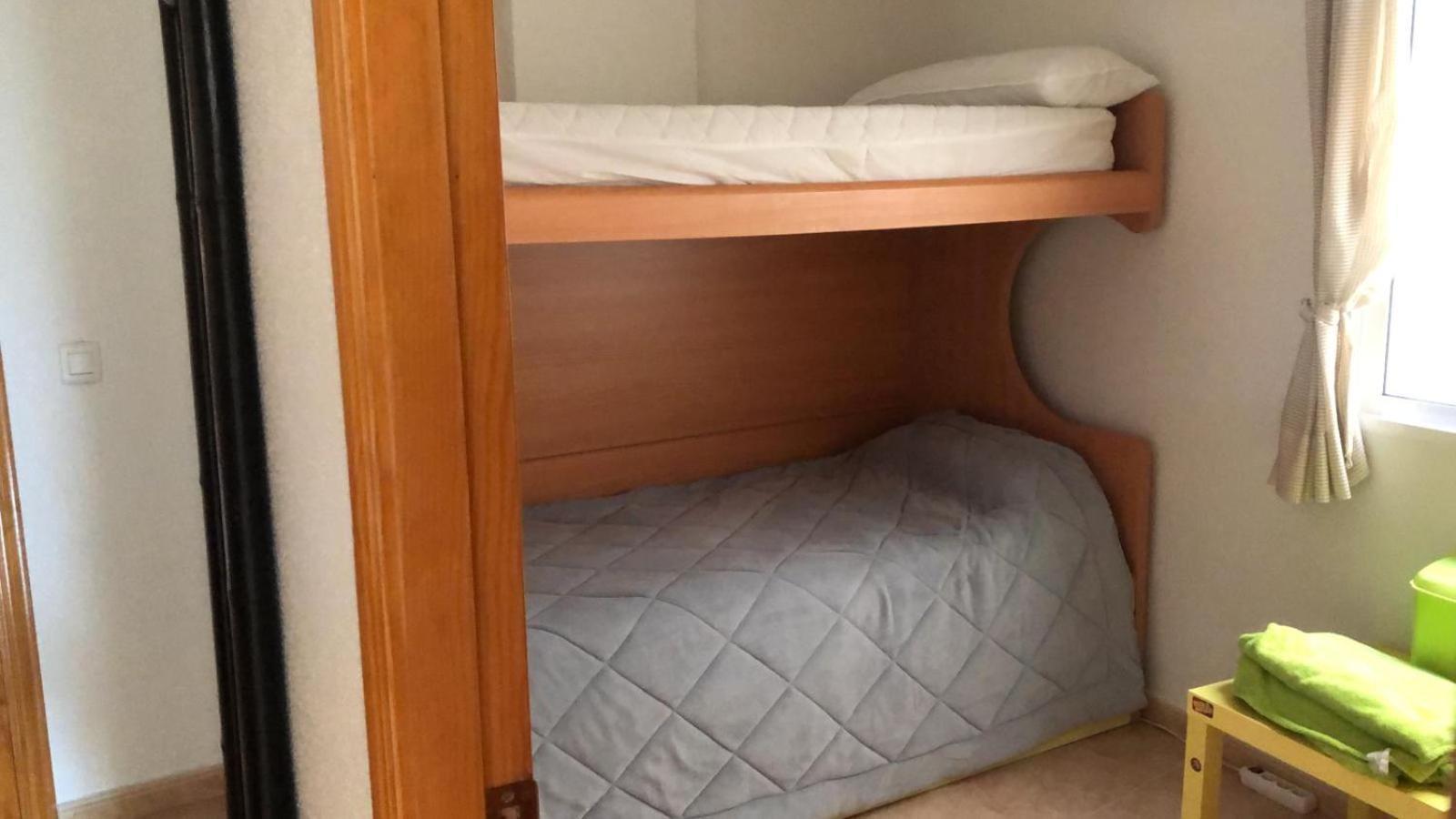 Andy'S Apartment 또레비에하 외부 사진